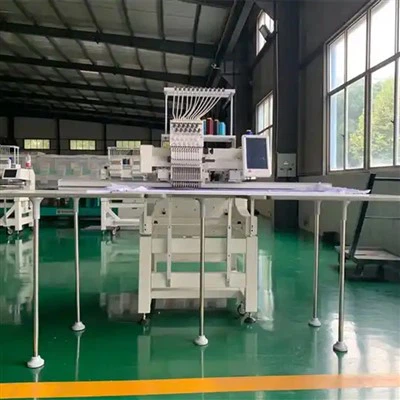 12 İğneli Bilgisayarlı Nakış Makinası